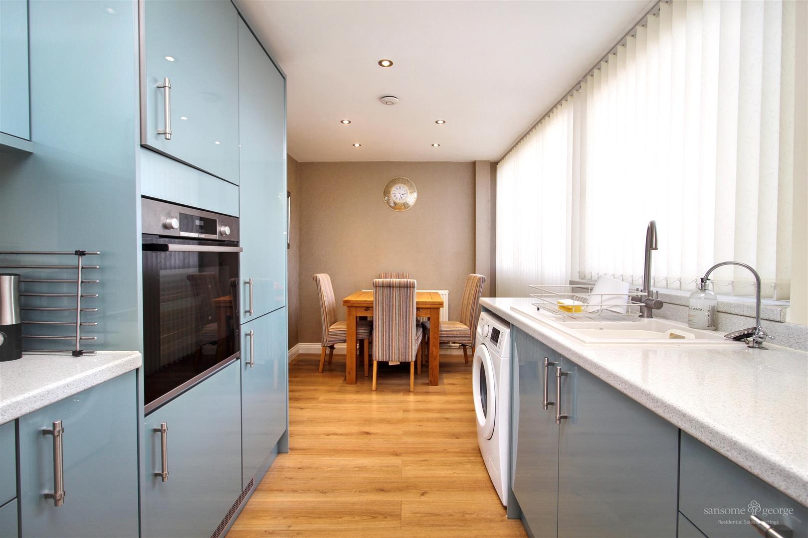Bran Close, Tilehurst, Reading